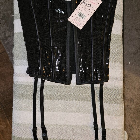 NEW Rhinestone Collar Chocker on Black Velvet from Funk Plus - Picture 6 of 15